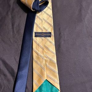 Vintage Tommy Hilfiger tie